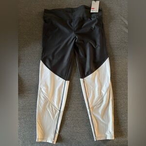 Second Skin women’s leggings/ tights. Size XL